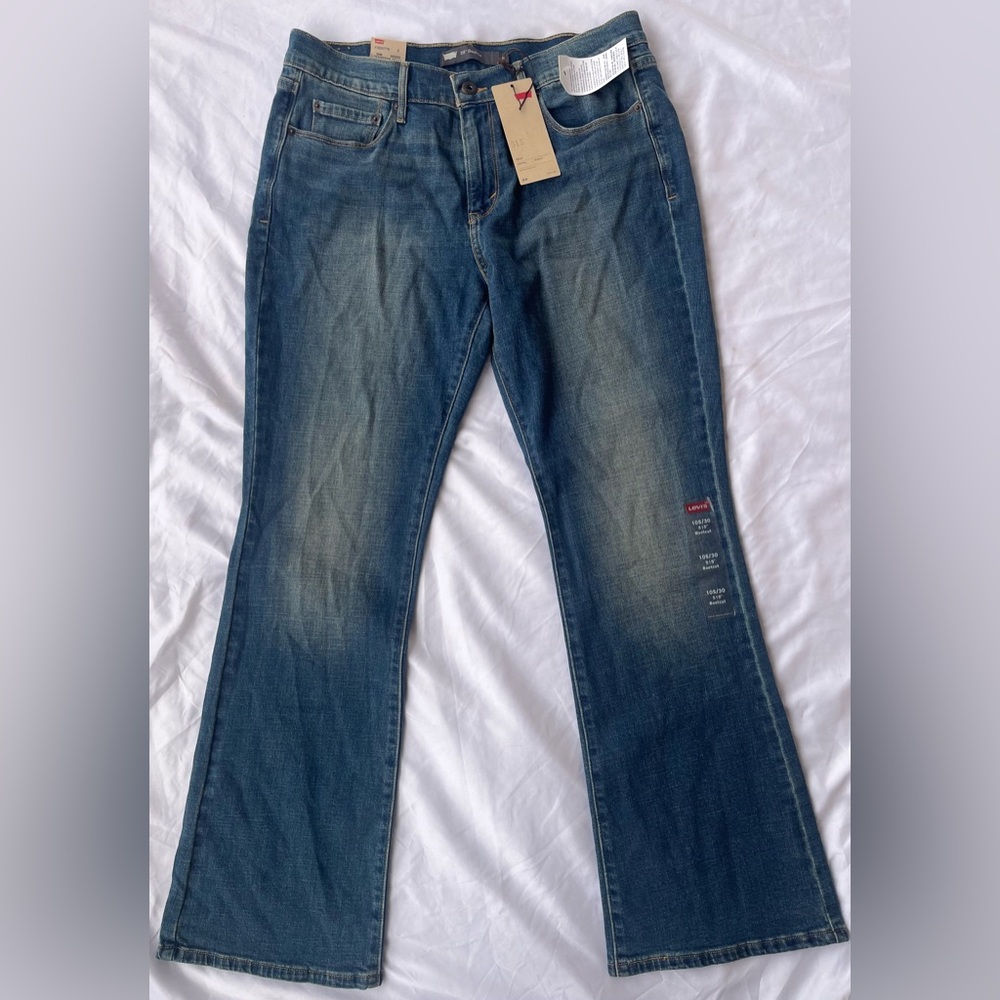 NWT Levi’s Women’s Mid Rise Bootcut Jeans 515 | Size 10S/30